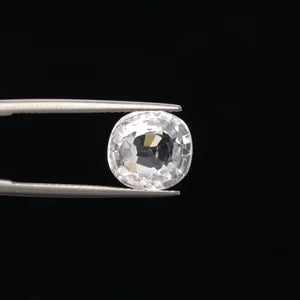 Zircon - 3211